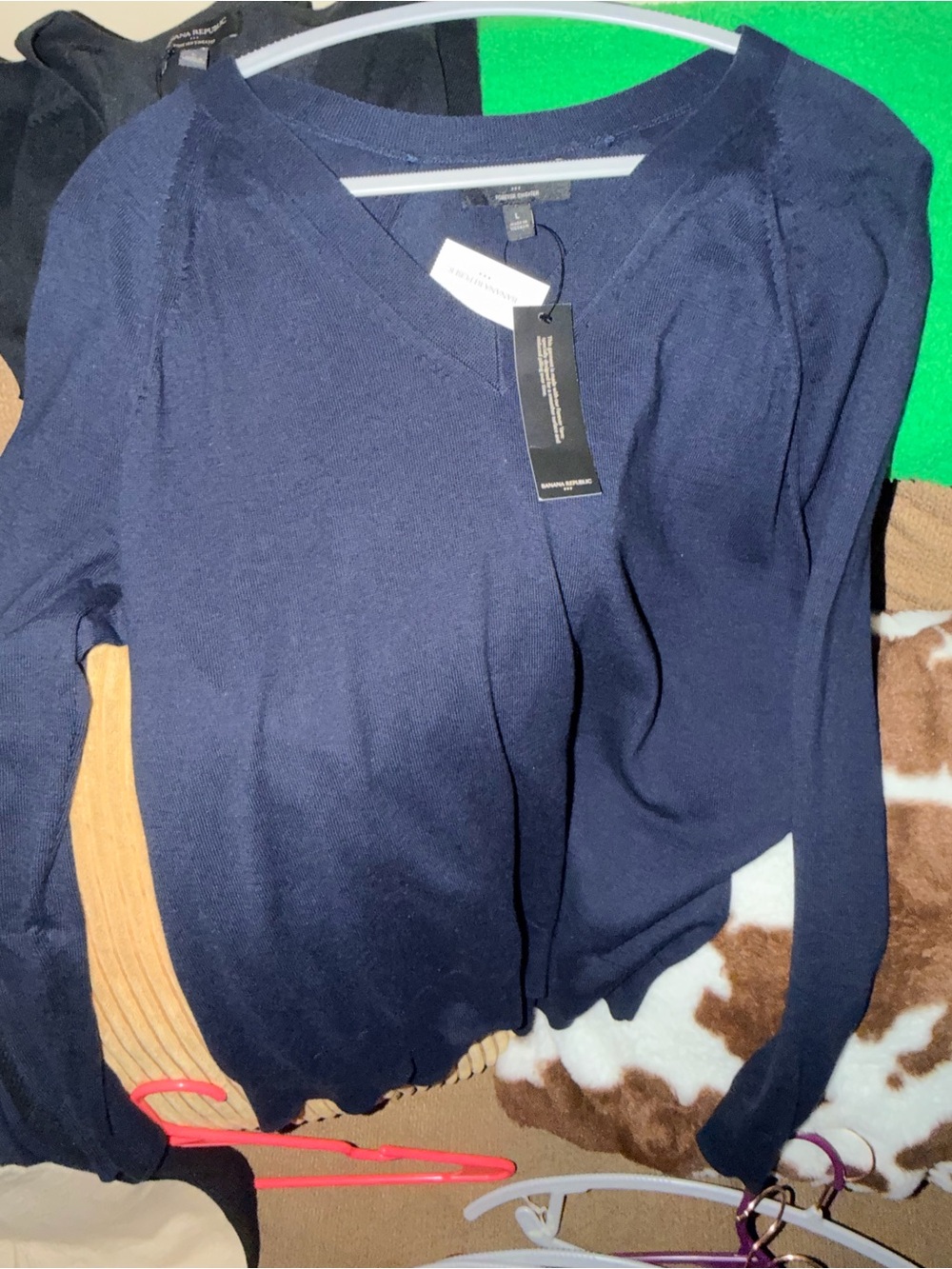 Bundle 6 banana republic v necks - Picture 8 of 10
